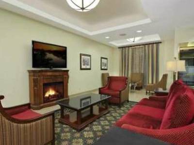 Hampton Inn & Suites Rockville Centre