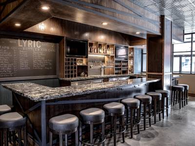 Holiday Inn Hotel & Suites Duluth-Downtown