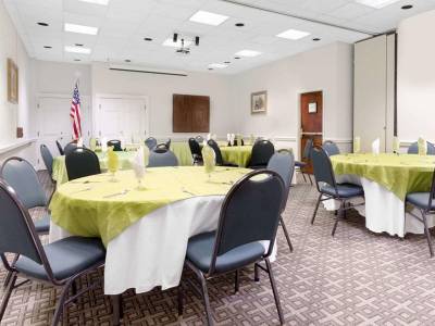 Baymont Inn & Suites Augusta Fort Gordon 