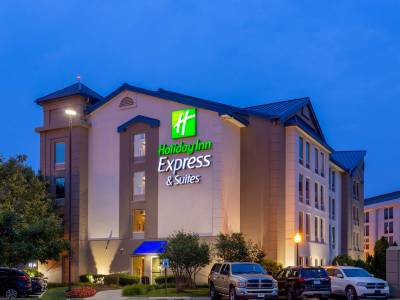 Holiday Inn Express Hotel & Suites Chicago-Midway Airport