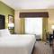 Holiday Inn Express & Suites Edmond