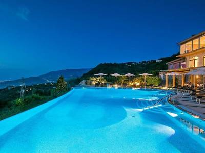 Grand Hotel Due Golfi Sant Agata Sui Due (Foto)