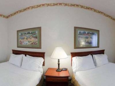 Holiday Inn Express Hotel & Suites Laurinburg