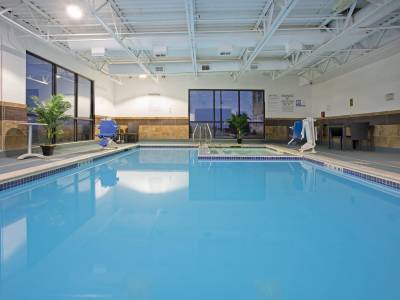 Holiday Inn Express & Suites Littleton