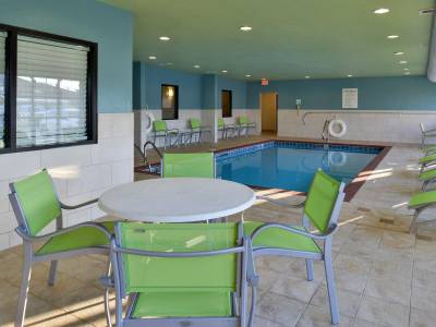 Holiday Inn Express Hotel & Suites Lonoke I-40 (Exit 175)