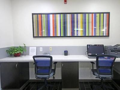 Holiday Inn Express Hotel & Suites Greensboro - East