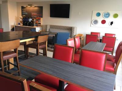 Holiday Inn Express Mt. Vernon