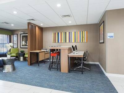 Holiday Inn Express Plymouth