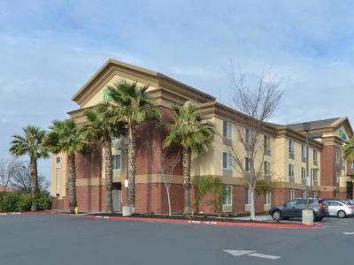 Holiday Inn Express Woodland