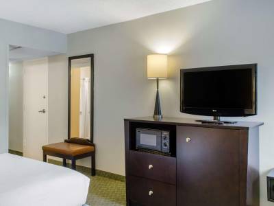 Clarion Hotel Shreveport Airport