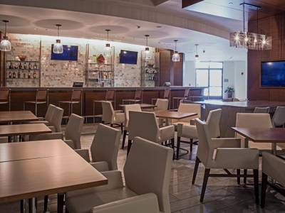 Marriott Newport News at City Center