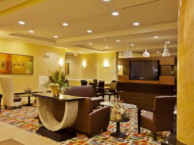 Holiday Inn Express Orlando - International Drive