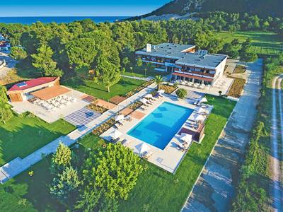 Kalogria Beach & Annex