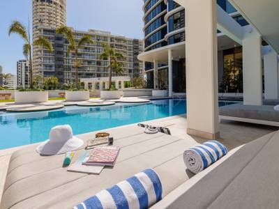 Meriton Suites Surfers Paradise