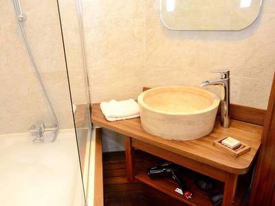 Green Hotels Confort Paris 13