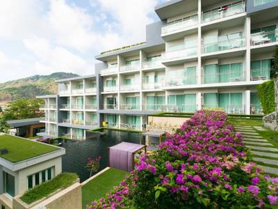 Sugar Palm Grand Hillside