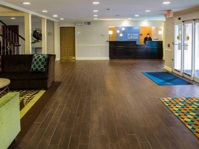 Holiday Inn Express Alpharetta - Roswell