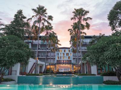 Relo’ The Urban Escape