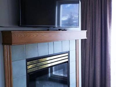 Canadian Rockies Chalets