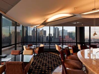 Holiday Inn Chicago Mart Plaza River North