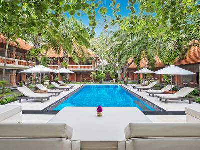 Griya Santrian Resort