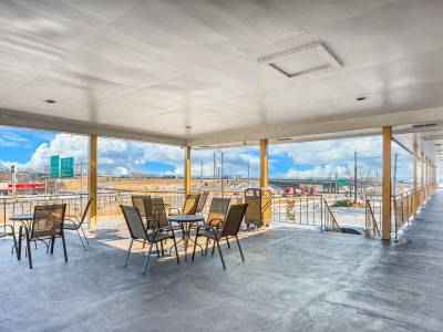 American Inn & Suites