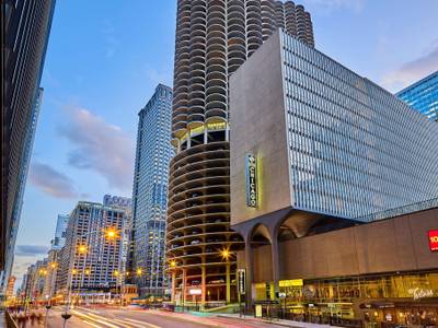 Hotel Chicago Downtown, Autograph Collection