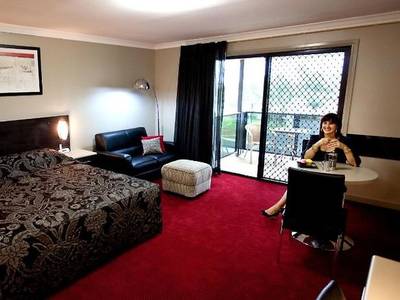 Cattlemans Country Motor Inn