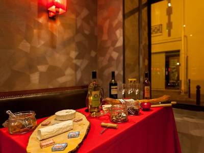 Hotel Eiffel Rive Gauche