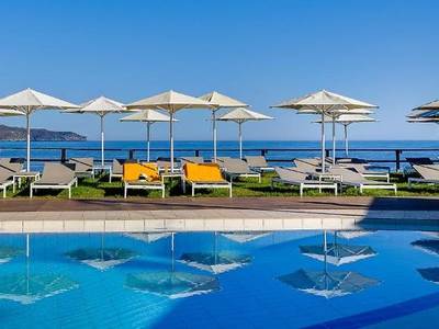 Corinna Mare Suites & Studios