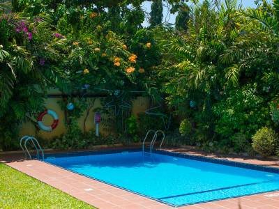 Sea Cliff Court Apartments