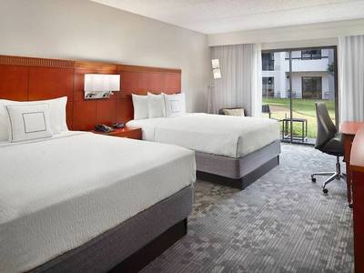 Courtyard  Atlanta Airport South/Sullivan Road