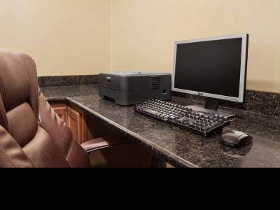 Country Inn & Suites by Radisson, Crestview, FL