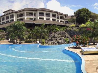 Diani Reef Beach Resort & Spa