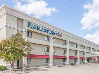 Baymont Inn & Suites Champaign
