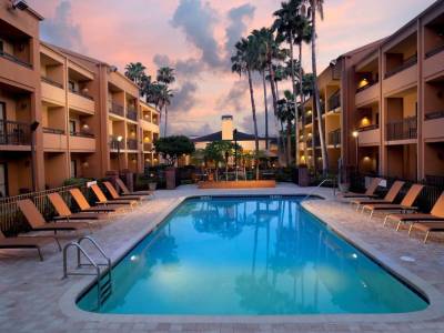 Courtyard St. Petersburg Clearwater