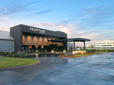 Courtyard by Marriott DFW Airport North