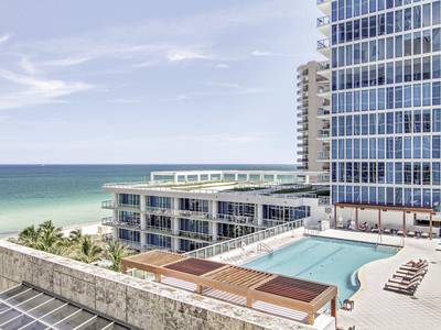 Carillon Miami Wellness Resort 
