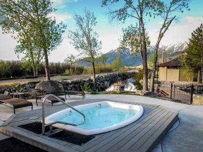 David Walley’s Resort Hot Springs & Spa