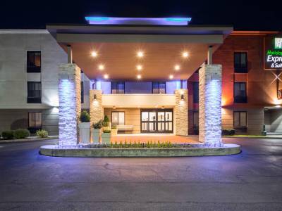 Holiday Inn Express and Suites Albany Airport Wolf Road
