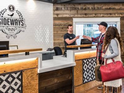 Sideways Inn