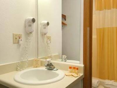 Howard Johnson Kearney (Foto)