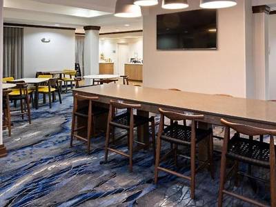 Fairfield Inn & Suites Elizabethtown