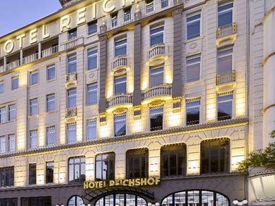 Reichshof Hamburg, Curio Collection by Hilton