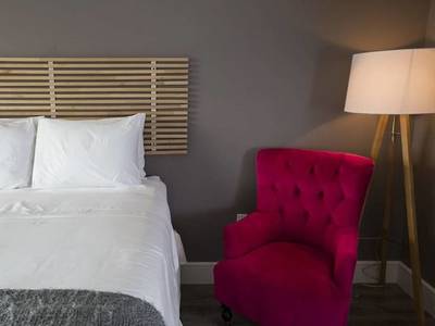 Gold Spike Hotel & Casino