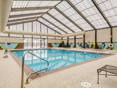 Holiday Inn Airport West Earth City