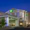 Holiday Inn Express & Suites Clarksville