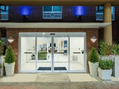 Holiday Inn Express & Suites Dallas - Grand Prairie I-20