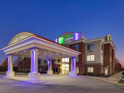 Holiday Inn Express & Suites Detroit - Farmington Hills
