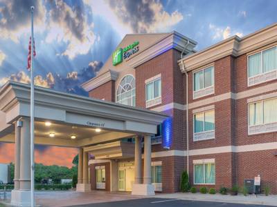 Holiday Inn Express & Suites Frankfort